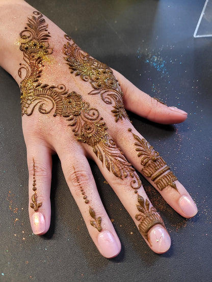 In-Studio | Body Art Session